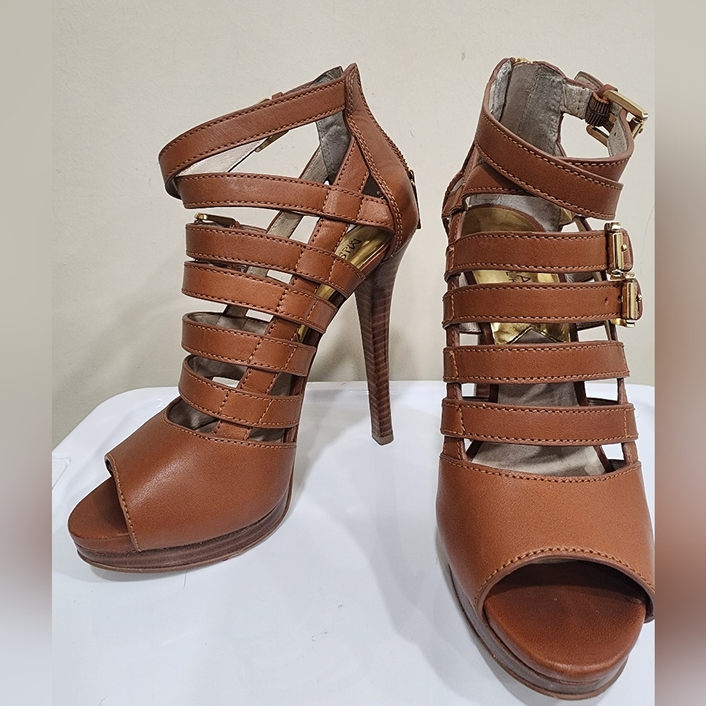 MICHAEL Michael Kors Brown sandra platform sandal